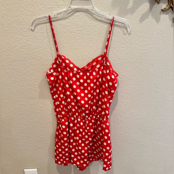 Red polkadot romper small - Picture 2 of 5
